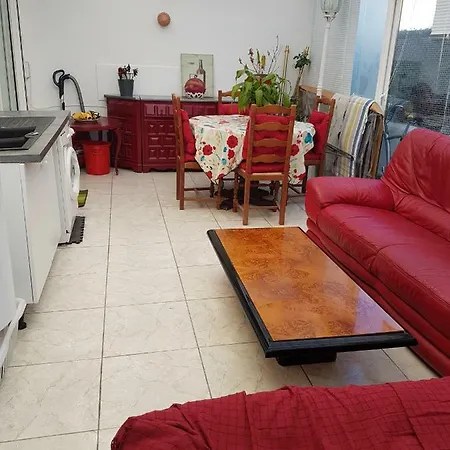 Maison De Vacances A 
